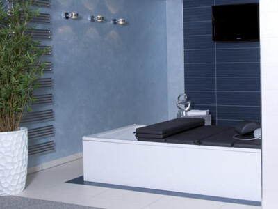 Wannen und Whirlpools