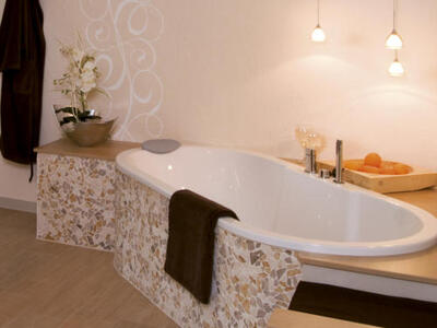 Wannen und Whirlpools