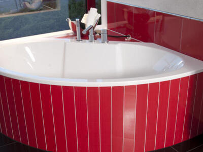 Wannen und Whirlpools